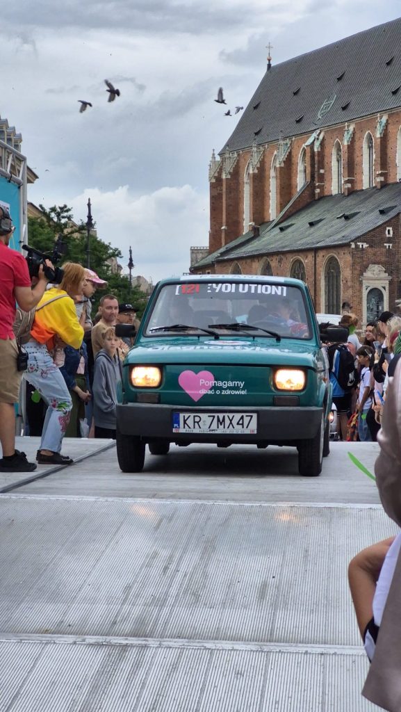Maluch z misją – Diagnostyka na mecie Wielkiej Wyprawy Maluchów 2025